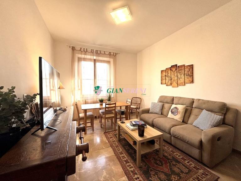 Holiday apartment with yard — photo 2