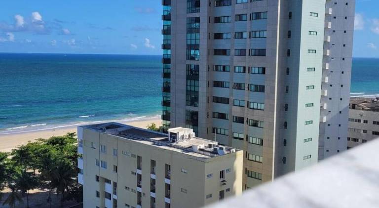 Apartamento a 130 metros da Praia, e Piscina na Cobertura do Predio — photo 4