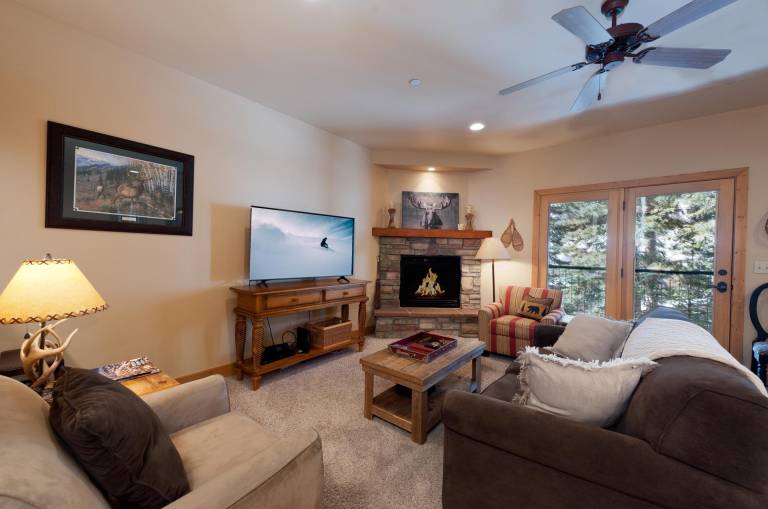 Pet Friendly Black Bear Townhome across from Purgatory - Views - Free Shuttle — photo 2