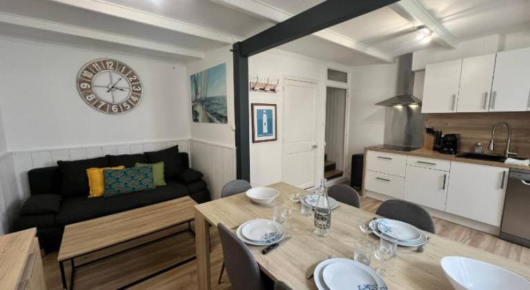 Rental apartment with 2 rooms for 4 persons — photo 3