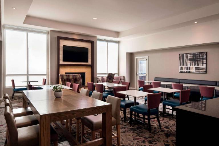 Sonesta ES Suites Scottsdale Paradise Valley — photo 2
