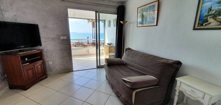Rental apartment with patio & garden | Water view | Next to the beach | Pets allowed — photo 4