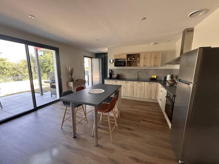 Gite with garden & patio — photo 4