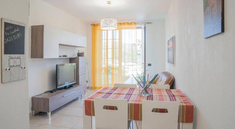 Apartment with pool | Pet-friendly — photo 3