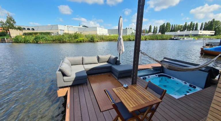 Wikkelboats at Tramkade Den Bosch — photo 3
