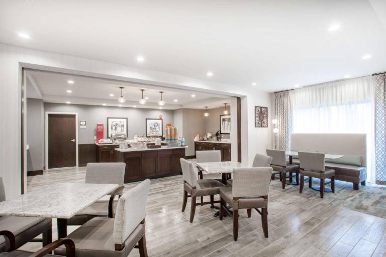 Hampton Inn Rochester-Penfield — photo 4