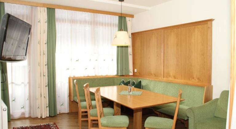 Holiday apartment with BBQ & yard | Ski nearby | Pet-friendly — photo 3