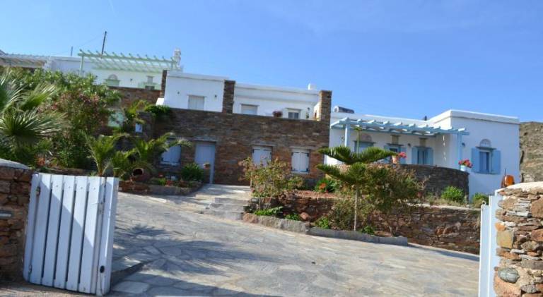 Family-oriented house with patio & garden | Close to the beach | Good for workation | Dogs allowed — photo 5