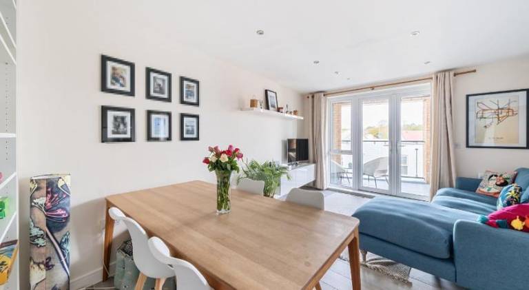 Apartment Weybridge