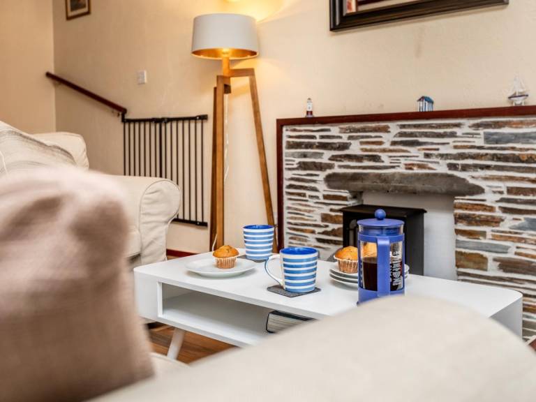 Fully equipped cottage with yard | Pets allowed — photo 4