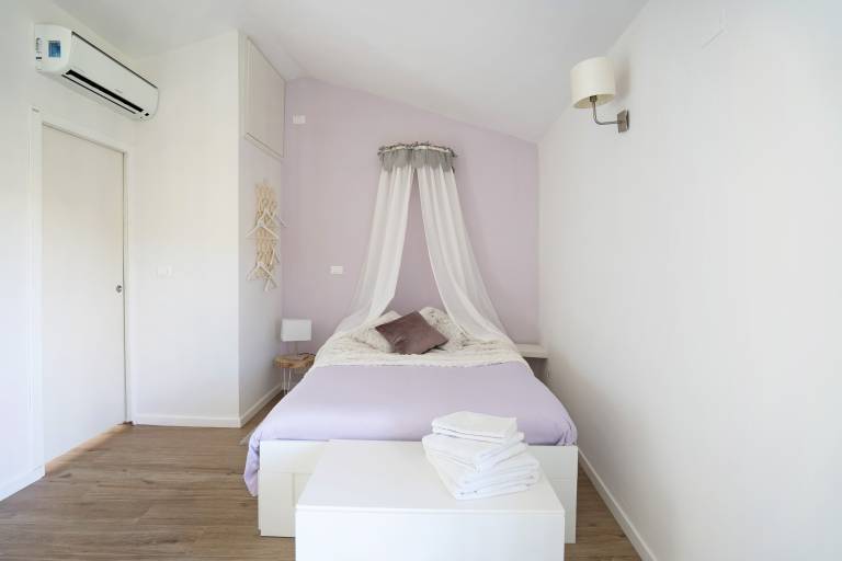 Pet-Friendly Apartment Rosadimaggio Violetta with Balcony & Wi-Fi — photo 5