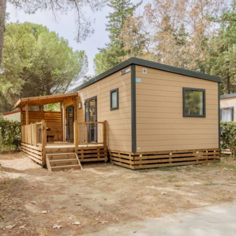 Camping suite with private pool — photo 3