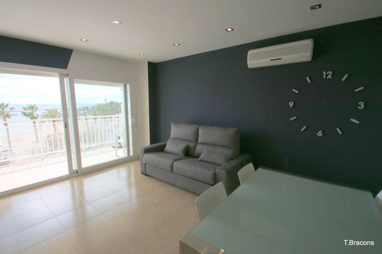 Holiday apartment with patio & yard — photo 4