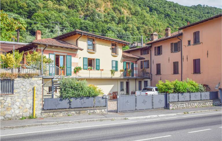 House  Provaglio d'Iseo