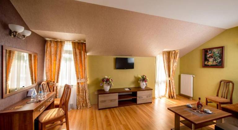 Hotel&SPA Pysanka, Готель Писанка, 3 сауни та джакузі - індивідуальнии відпочинок у СПА — photo 2