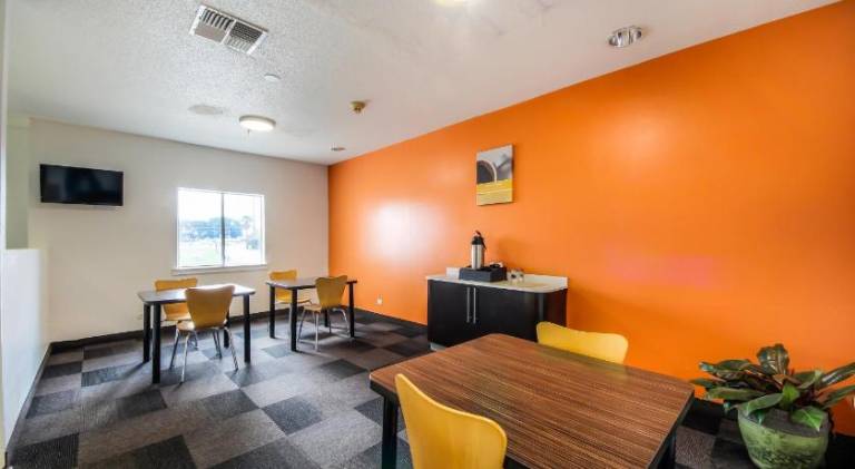 Motel 6 New Braunfels, TX — photo 4