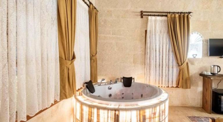 Uzay Cave Suite Hotel — photo 3