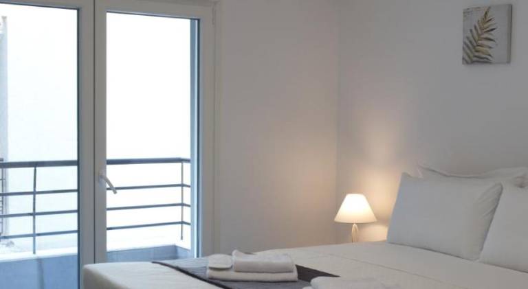 Holiday apartment with yard & terrace | Good for workation — photo 2