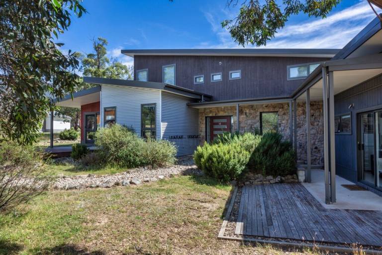 Holiday Houses & in Perisher Valley from 263 HomeToGo