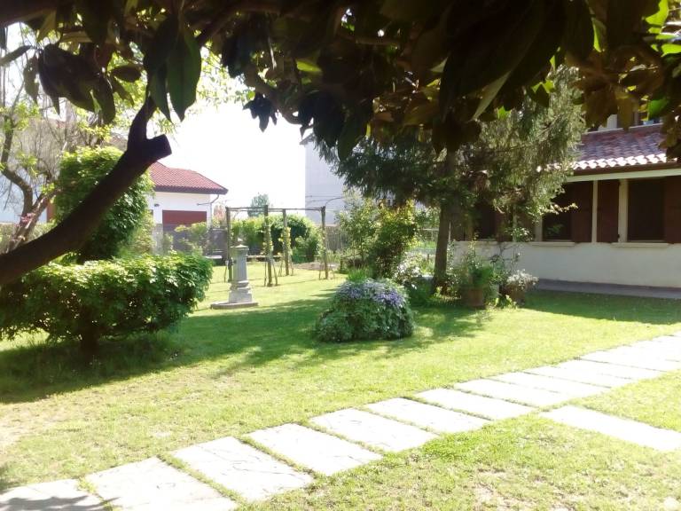 Children-friendly beautiful holiday apartment with patio, grill & garden | Nature view | Perfect for remote work | Pets allowed — photo 5