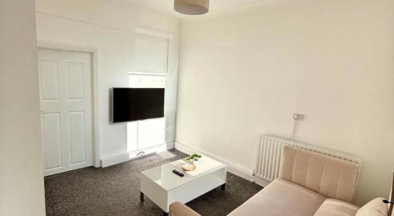 Apartment | Pet-friendly — photo 2