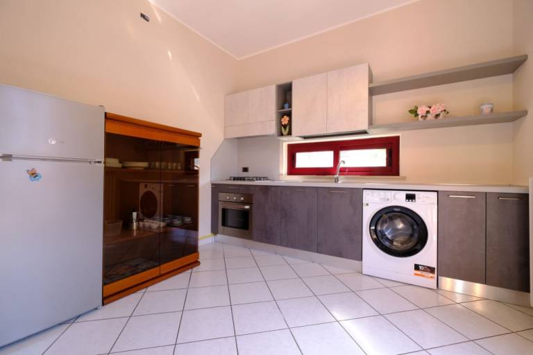 Holiday apartment with 2 rooms for 4 persons — photo 4