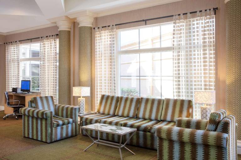 La Quinta Inn & Suites by Wyndham Ocala — photo 5