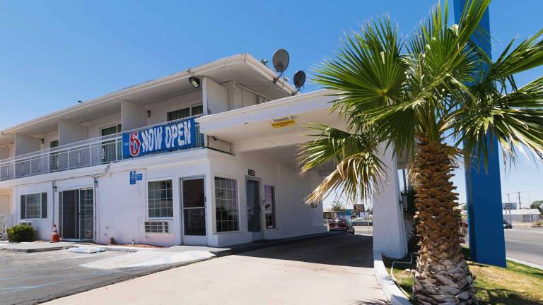 Motel 6 Barstow, CA - Route 66 in Barstow, CA