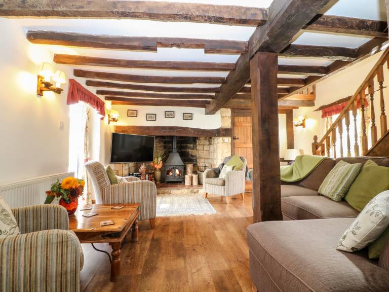 Family-oriented cottage with yard | Dogs allowed — photo 3