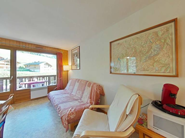 Cozy 6-person apartment, near slopes and center, balcony, parking, pets allowed — photo 4