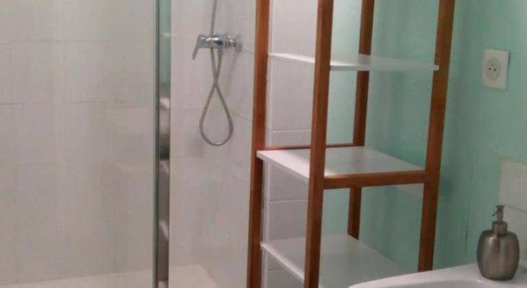 Apartment with 2 rooms for 6 persons — photo 2