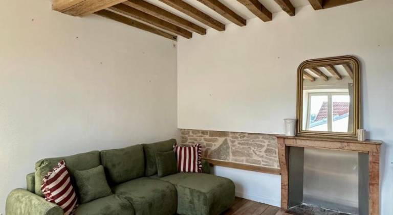 Vacation home with 2 rooms for 4 persons in Beaune