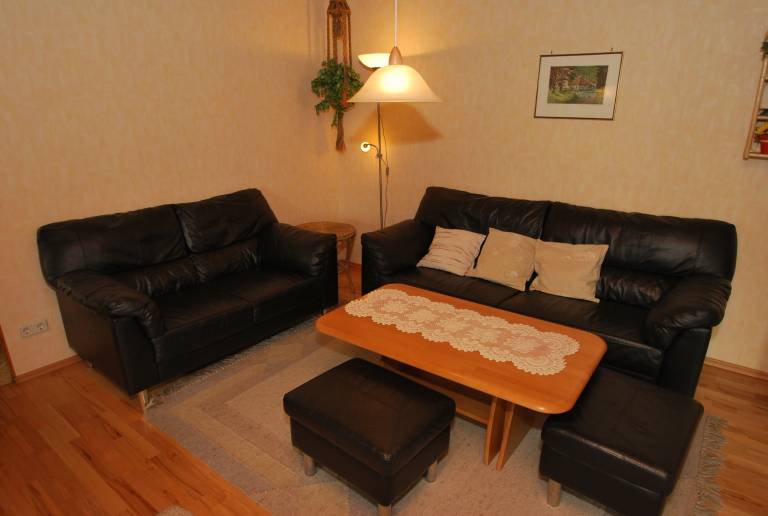 Holiday park with patio & yard — photo 4