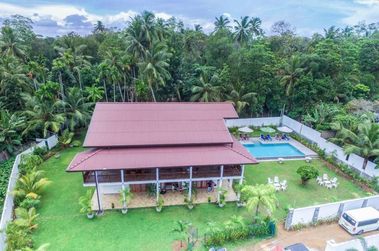 Resort  Hikkaduwa