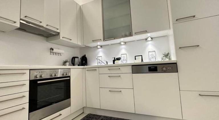 Holiday apartment with jacuzzi & sauna — photo 4