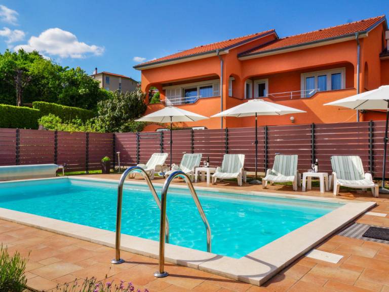 Apartman  Sroki