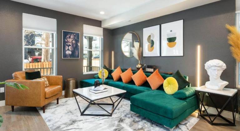 Vacation home with garden & terrace in Wheat Ridge, CO