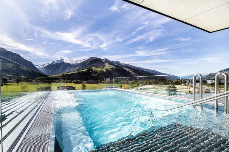 Ferienwohnung mit Hund in Kaprun, für max. 4 Personen Ferienwohnung mit Hund in Kaprun, für max. 4 Personen