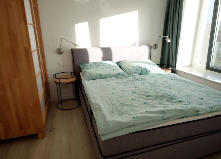 FeWo Albatros: Komfort-Ferienwohnung 93m² mit zwei Bädern & Balkon – Prora — photo 5
