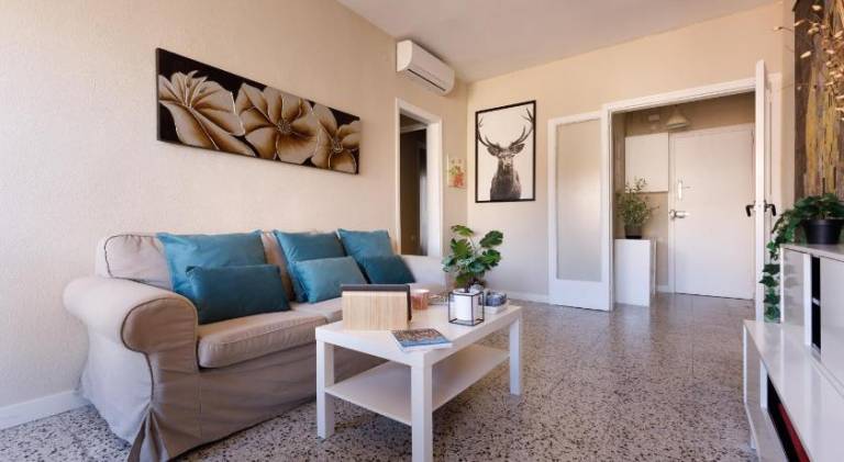 Rental apartment | Near Magic Fountain of Montjuïc | Pet-friendly — photo 2