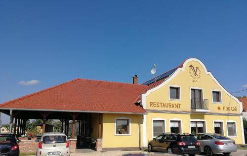 Bed & Breakfast  Győr