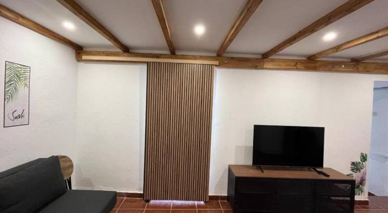 Apartment with 1 room for 5 persons — photo 2