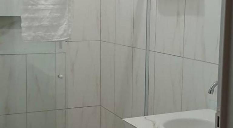 Beautiful dedicated room with pool & garden | Pets allowed — photo 2