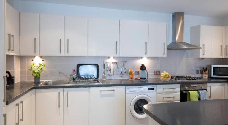 Inverness City Suites — photo 4