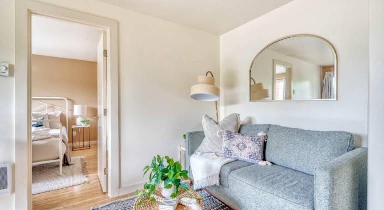 Nice apartment | Pet-friendly in Portland, OR