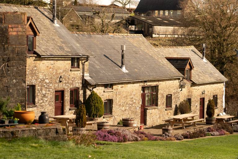 Cabin East Anstey