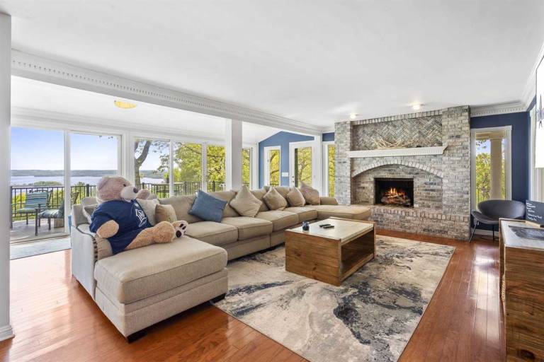 Fully equipped vacation home with grill | Pets are welcome — photo 4