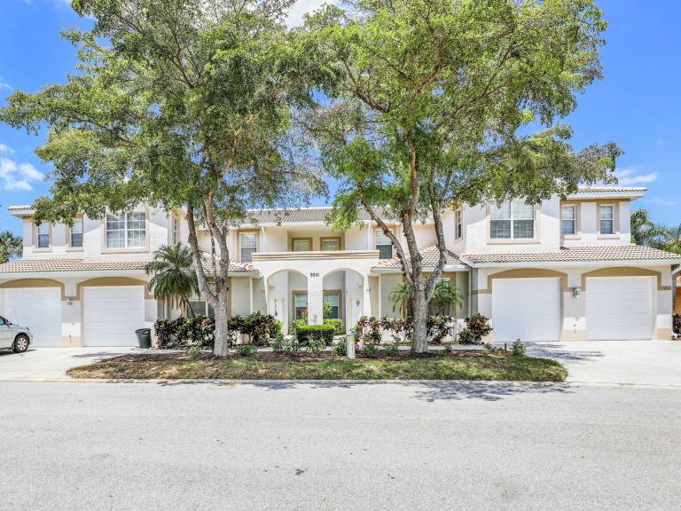 Condo  Bonita Springs