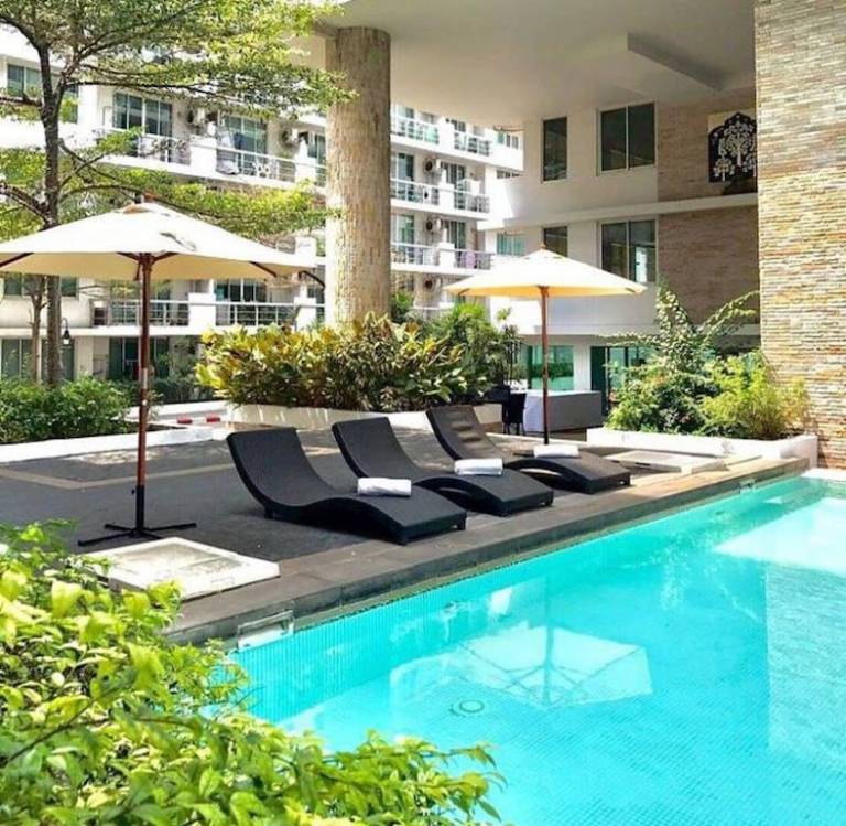 Condo Phra Khanong