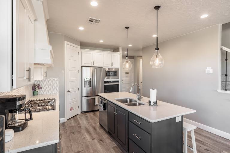 Vacation home with barbecue, heated pool & hot tub | Golf view — photo 4